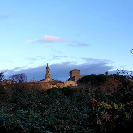 Uzes Cote Village - D'hotes *