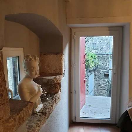 Uzes Cote Village - D'hotes Fontarèches