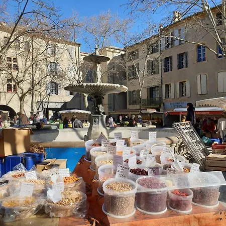Bed & Breakfast Uzes Cote Village - D'hotes *